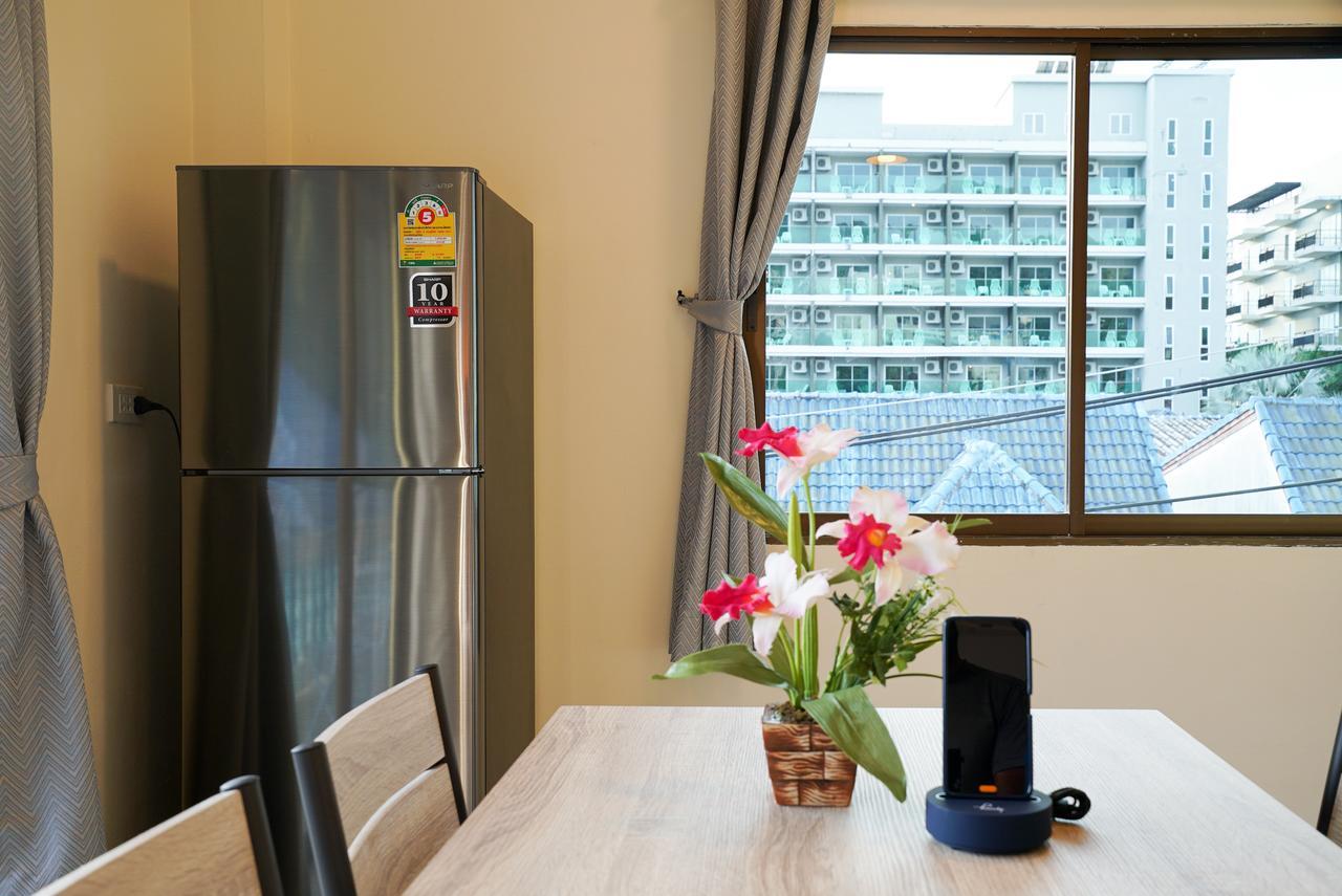 Eriksson Pensión Patong Habitación foto