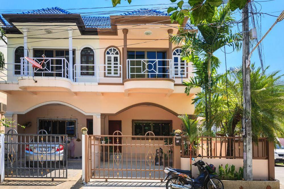 Eriksson Pensión Patong Exterior foto